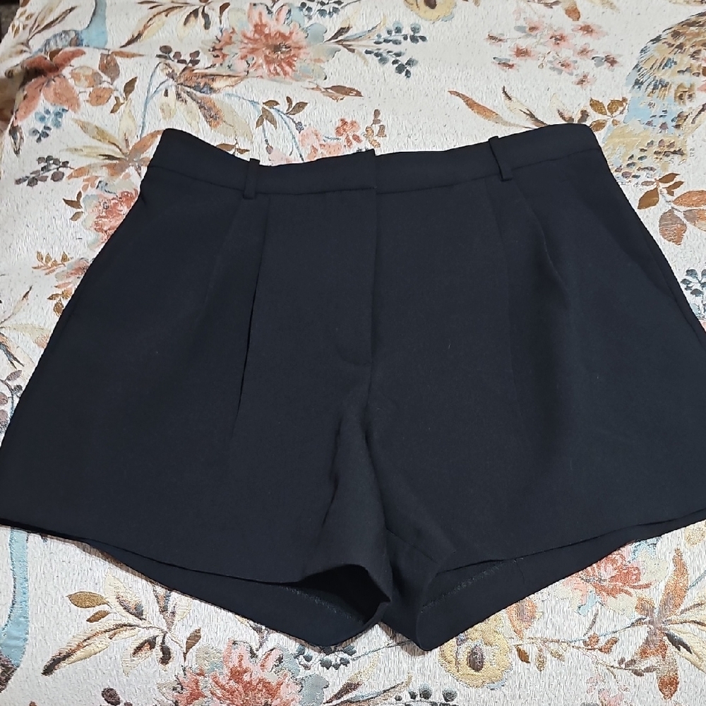 Abercrombie Classic Black Women's Dress Shorts